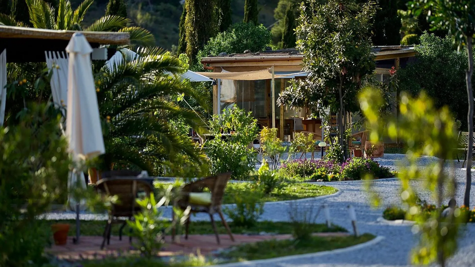 Luxury tent Darjas Yurtas El Morisco Hotel Benajarafe